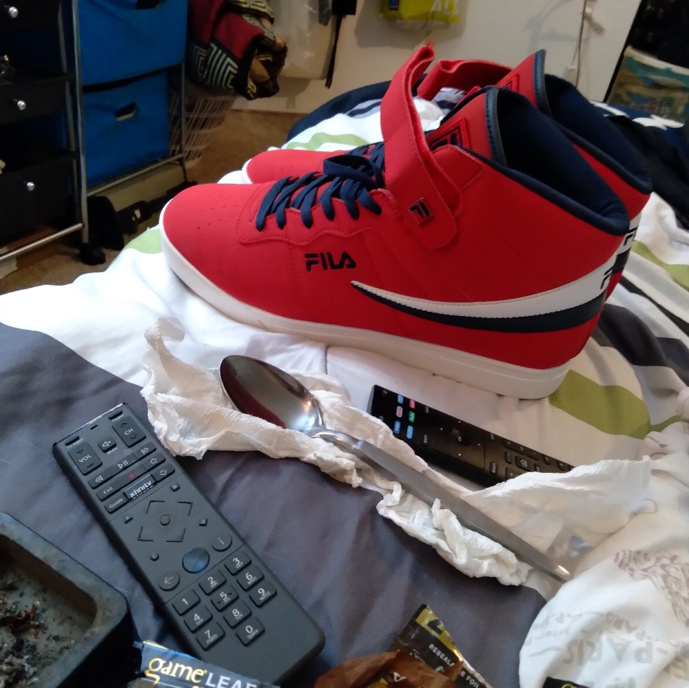 Men's shoes